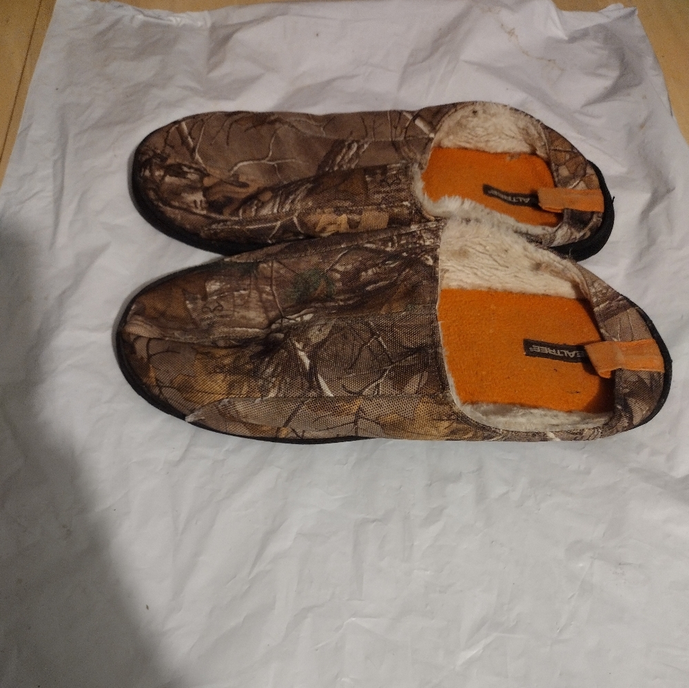 Realtree Mens slip on slippers size 11